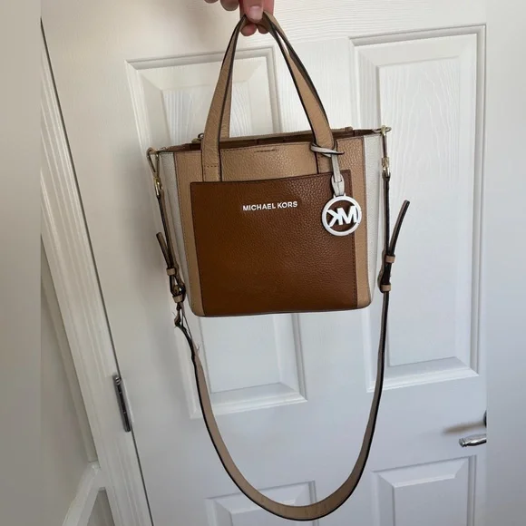 Michael Kors Tricolor Leather Gemma Small Tote Bag - Picture 2 of 16